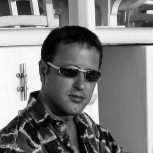 Meet your Posher, Adrian